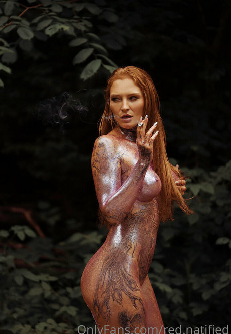 red natified pornstar erotic pictures