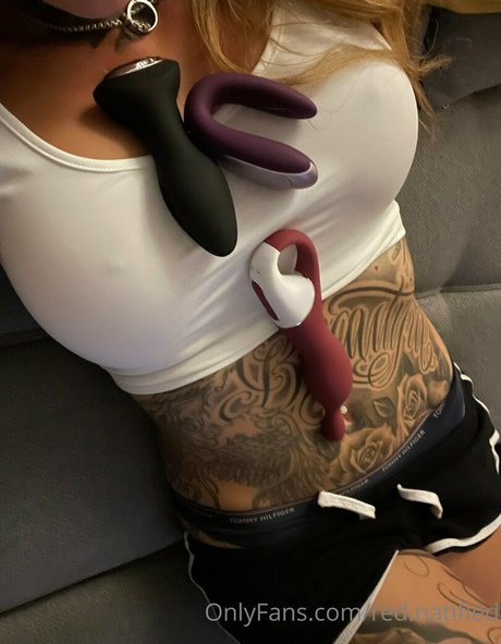 red natified naked model images