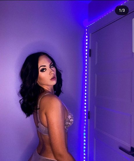 onyxcherrie high quality model photos