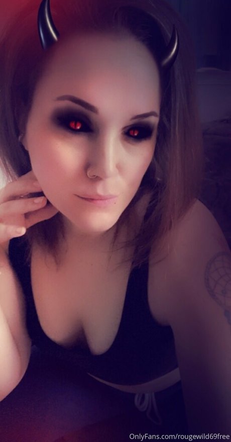 rougewild69free xxx model image