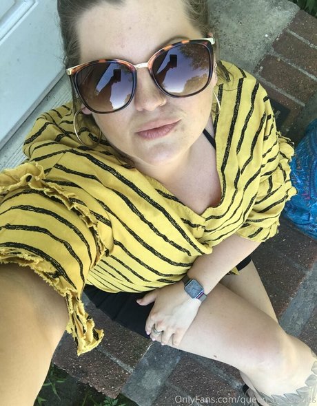 queen of spades beautiful pornstar images