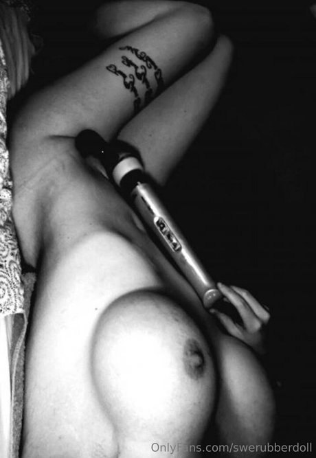 swerubberdoll nude pornstar pictures