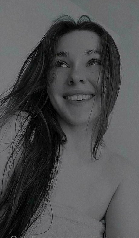 shiny jessy pornstar art pics