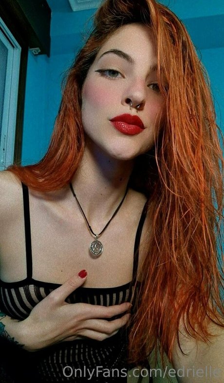 edrielle xxx model photo