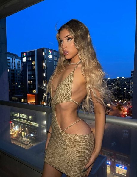 adeaadore pornographic actress pictures