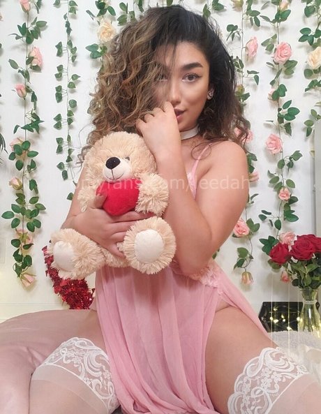 Leedah xxx star photo