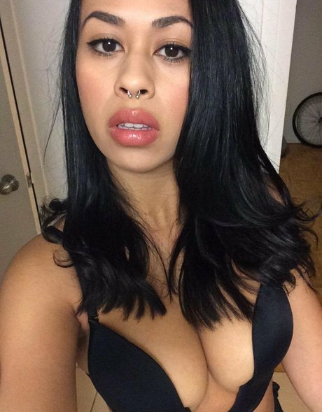 Ajuuki actress image