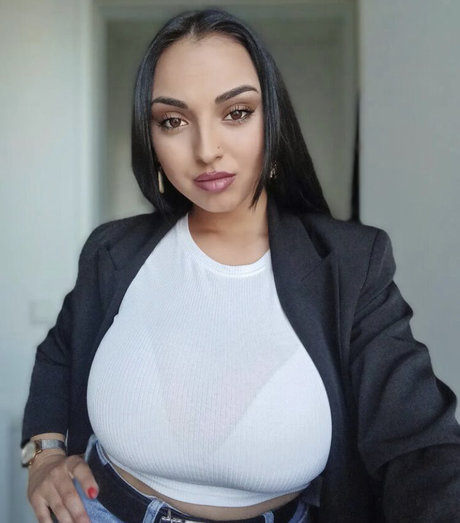 Ivana Milojevic star naked image