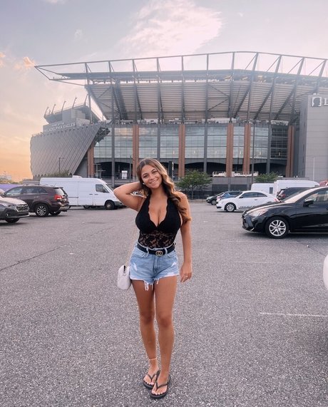 Ava Schillaci star best galleries