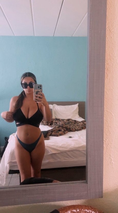 Ava Schillaci hot model galleries