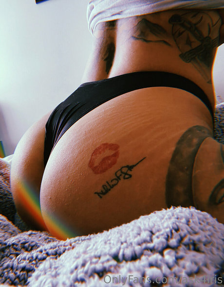 ask4iris pornstar naked img