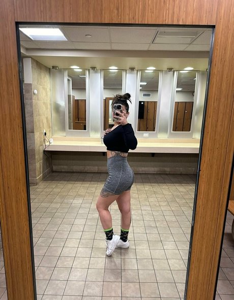 ask4iris model top pic