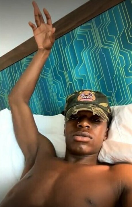 slimsclubhousepov pornstar img