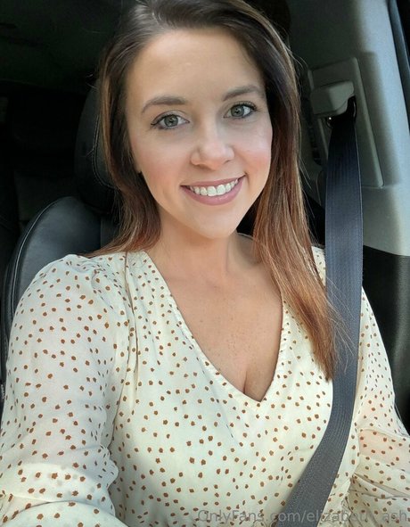 Elizabeth ash model best picture