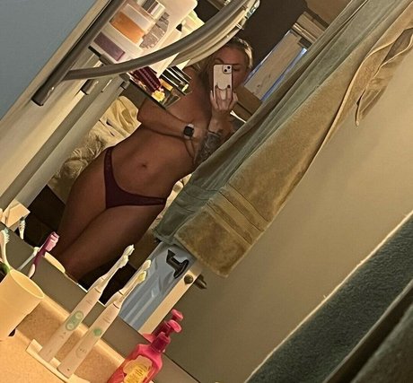 Kateonline87 beautiful pornstar photo