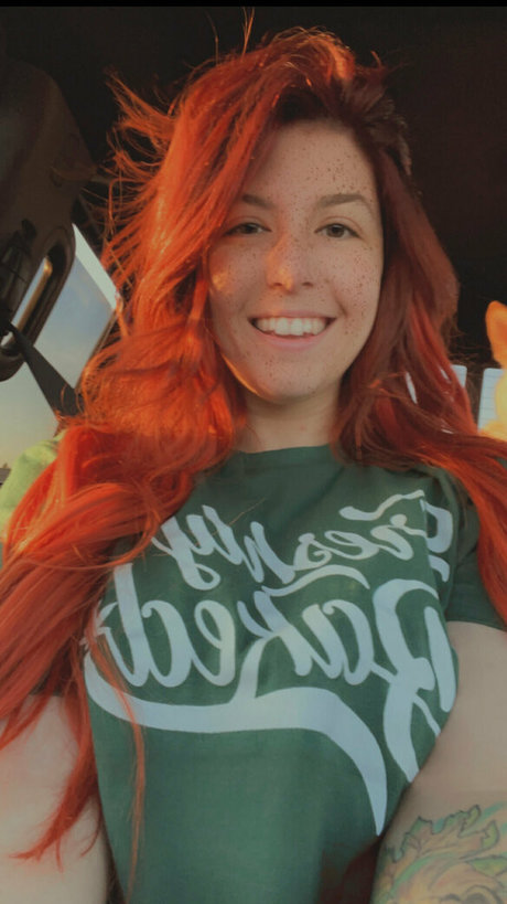 redhead420coo hot star picture