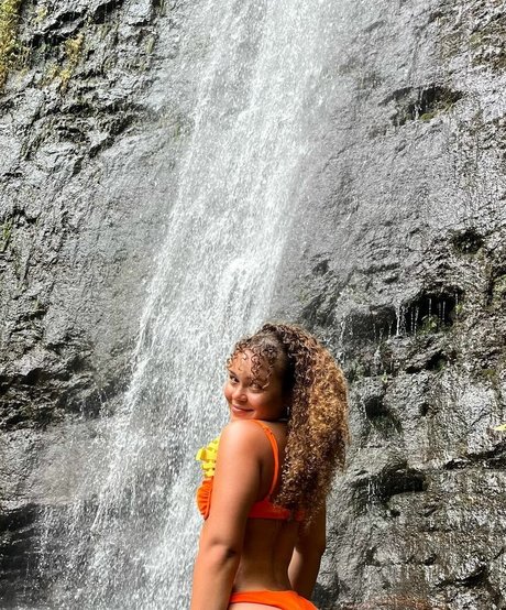 Tahani Anderson nude actress picture