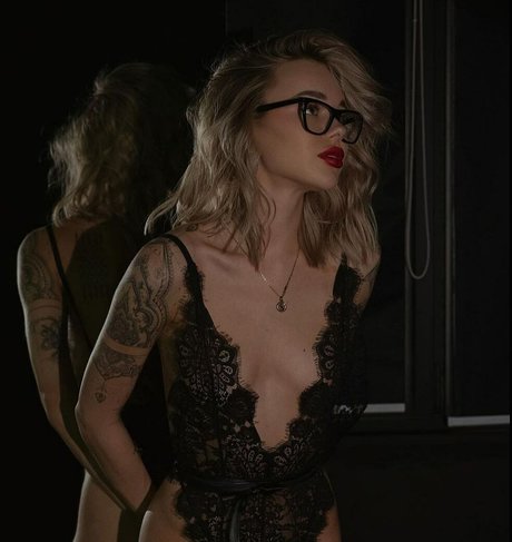 im yuleila pornstar image