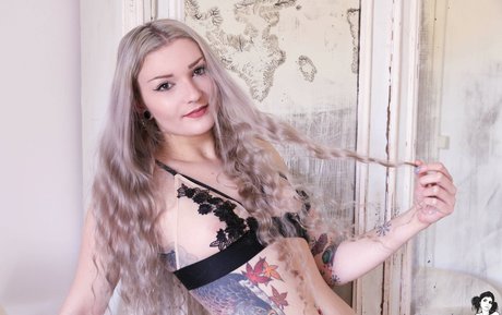 Vehera SG erotic star galleries