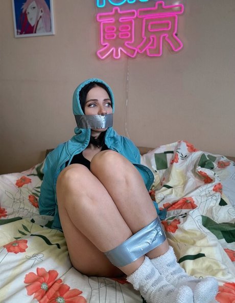 Honeyiknowyouknow pornographic star galleries