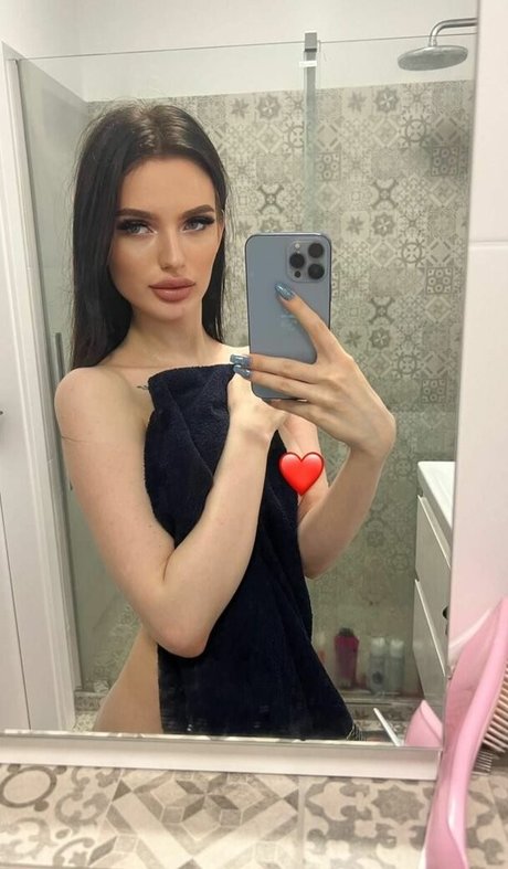 megan brunette thumbnail