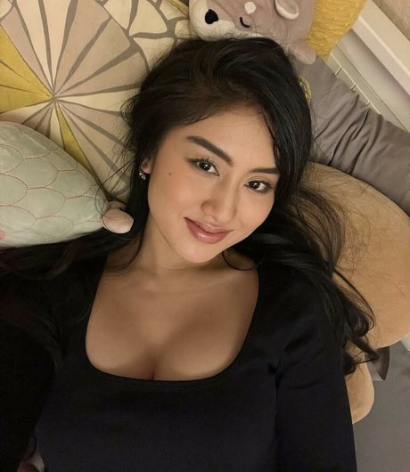 Tiarachakkaw model pretty photos