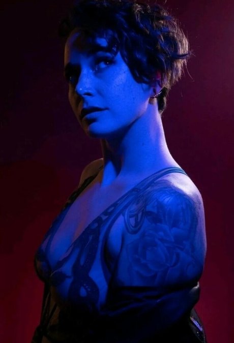 Salunes secret model archive