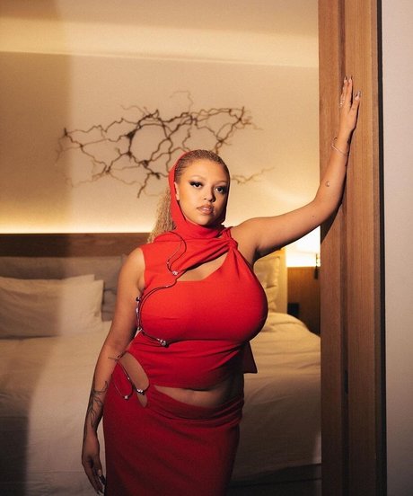 Mahalia xxx star galleries