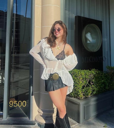 Sophie Silva top actress picture