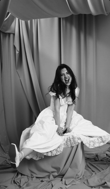 Sophie Silva free actress pictures