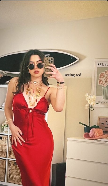 Sophie Silva exclusive model pics