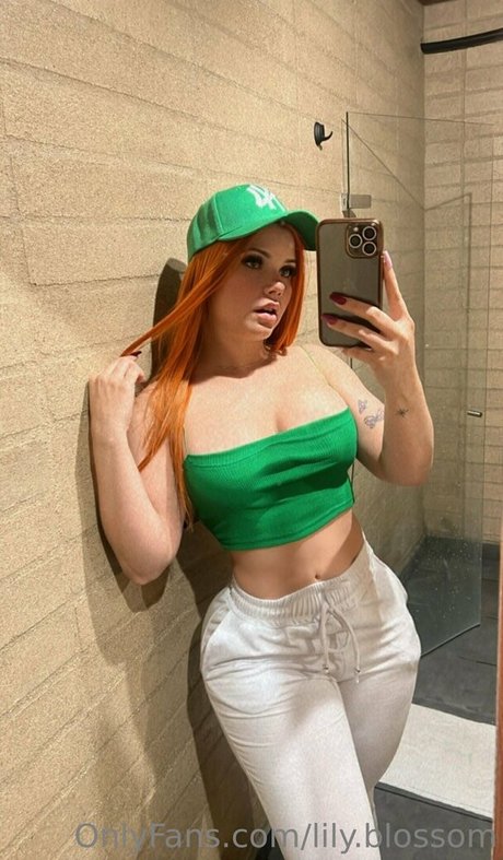 lily blossom high quality actress images