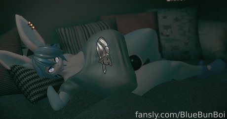BlueBunBoi model nude pic