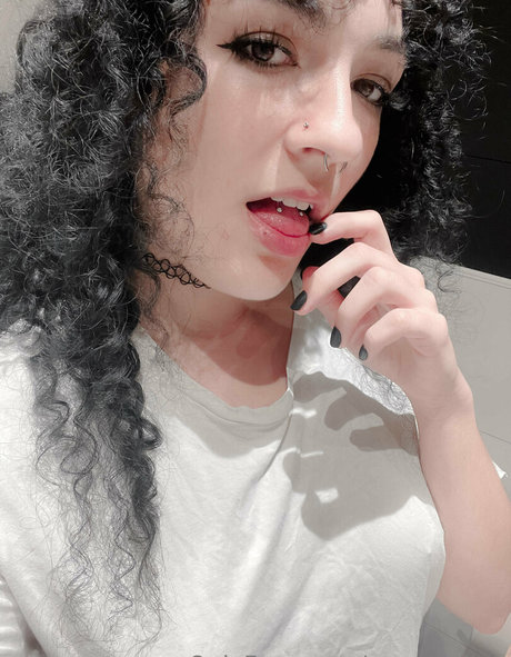 meroswitch nudes star pics