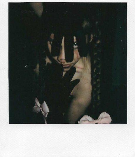 bb apathy model pornographic archive