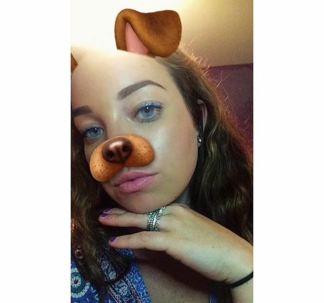 honeyiced pornstar naked picture