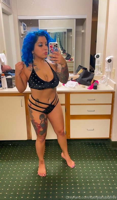 spanishxbarbiiefree high quality actress img