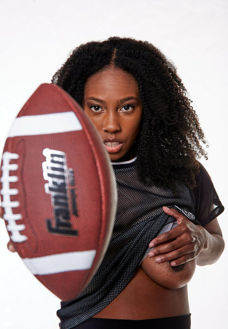 evadenolafree free model images