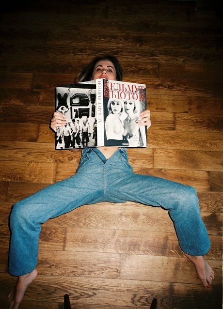 vitaliyadiaz naked star photo