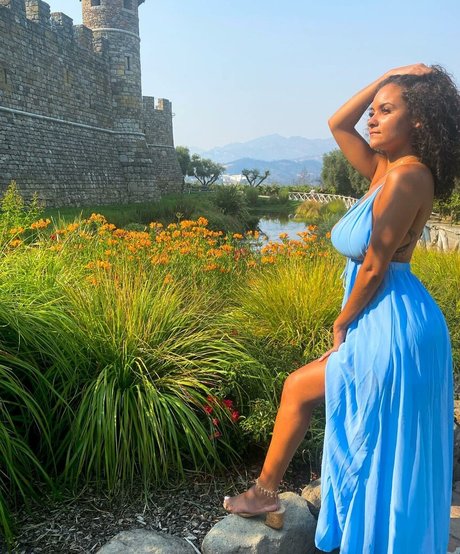 Nicole A Foster sex pornstar pictures