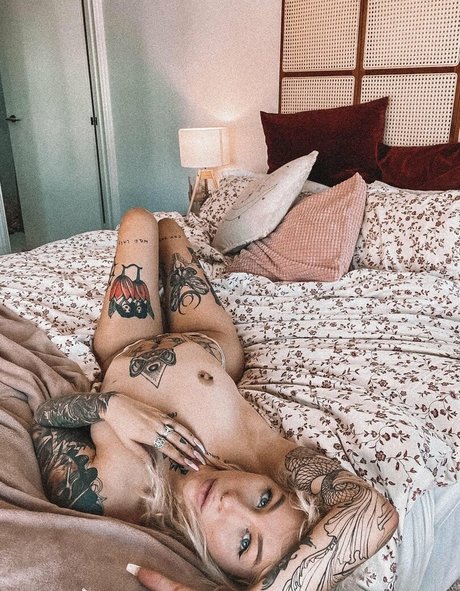 The Omen sexy actress galleries