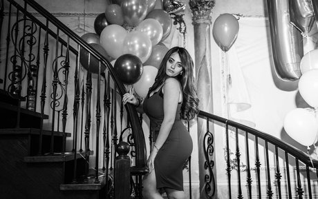 Maria Sharrad star free galleries