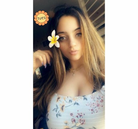 Maria Sharrad model nice img