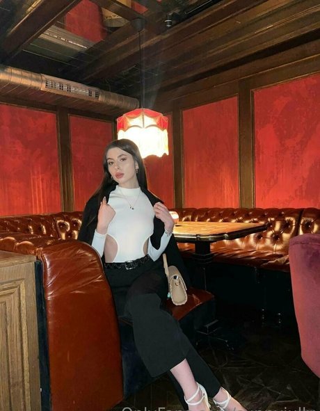 sunnyjully pornstar xxx image