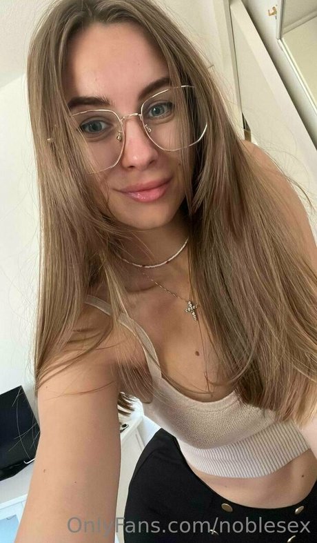 noblesex model erotic photos