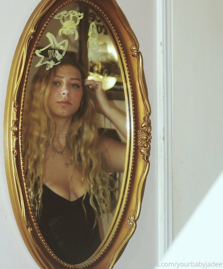 itsjadeblack model pretty pics