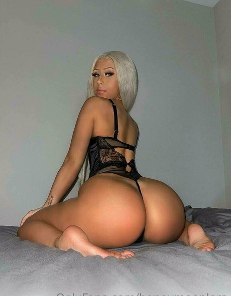 honeymoonlera beautiful actress archive