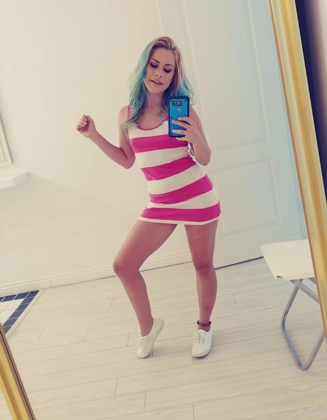 Lilly Lit star adult photo