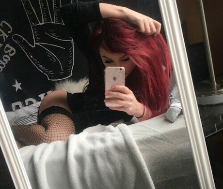 Strawberrybih profile pic