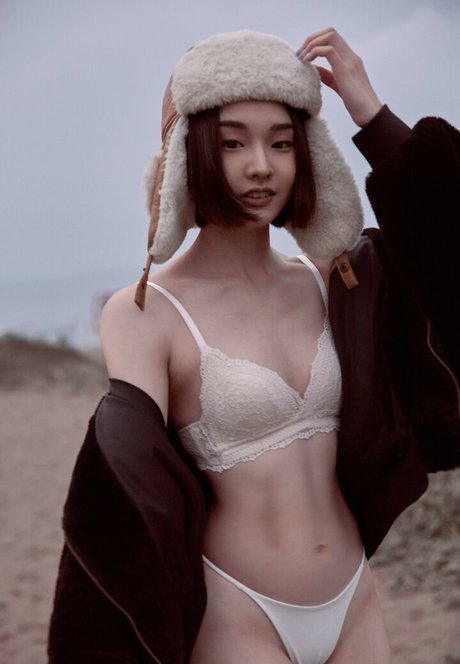 ruan ccc pretty actress photo